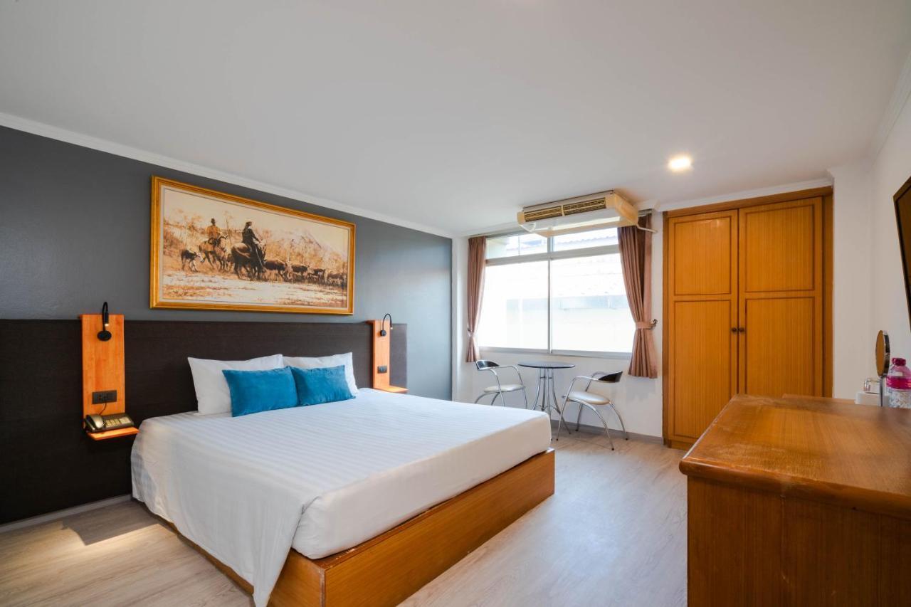 Shagwell Mansions Hotel Pattaya Eksteriør billede