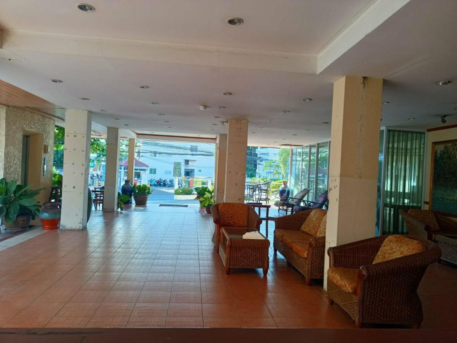 Shagwell Mansions Hotel Pattaya Eksteriør billede