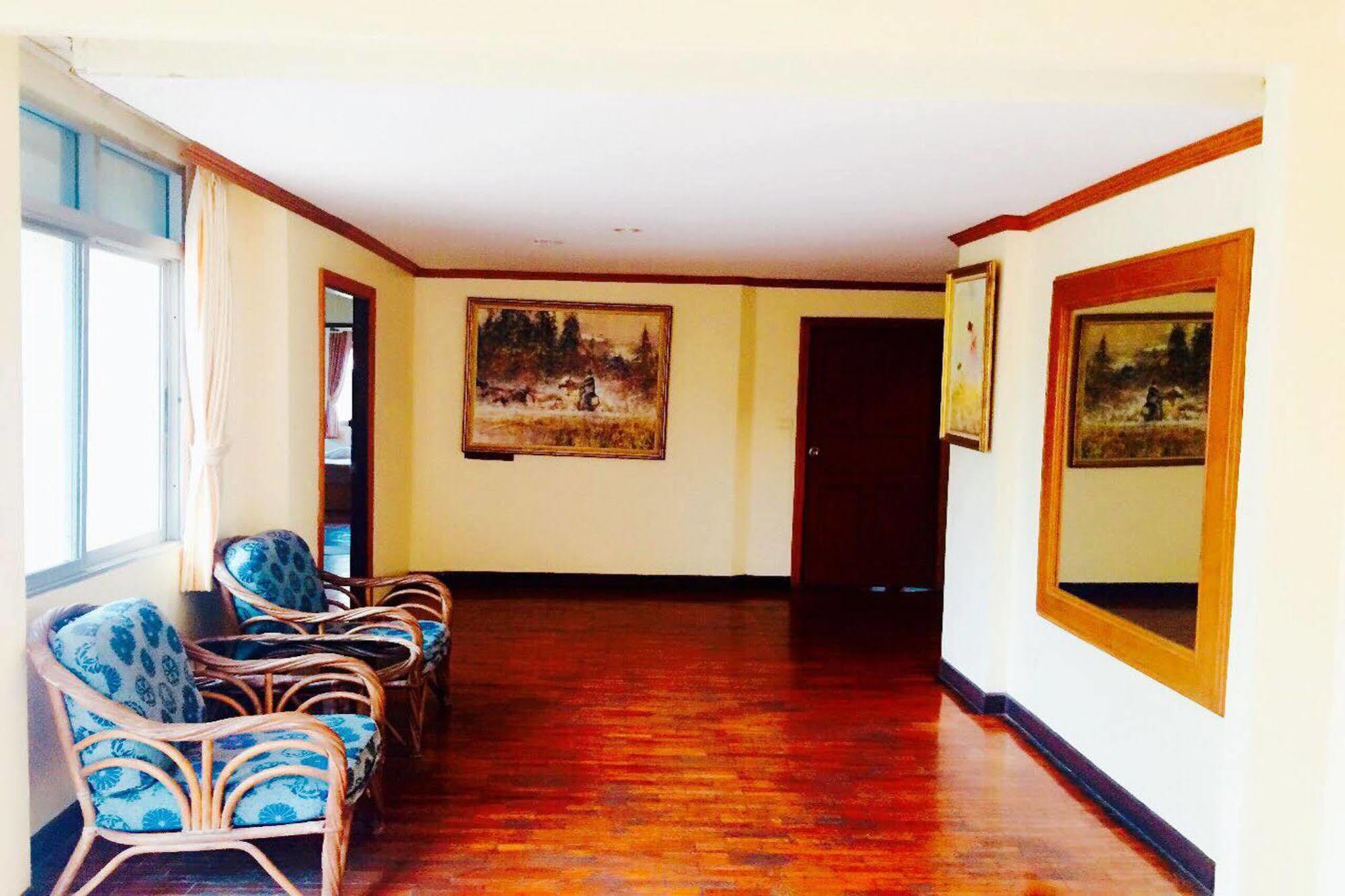 Shagwell Mansions Hotel Pattaya Eksteriør billede